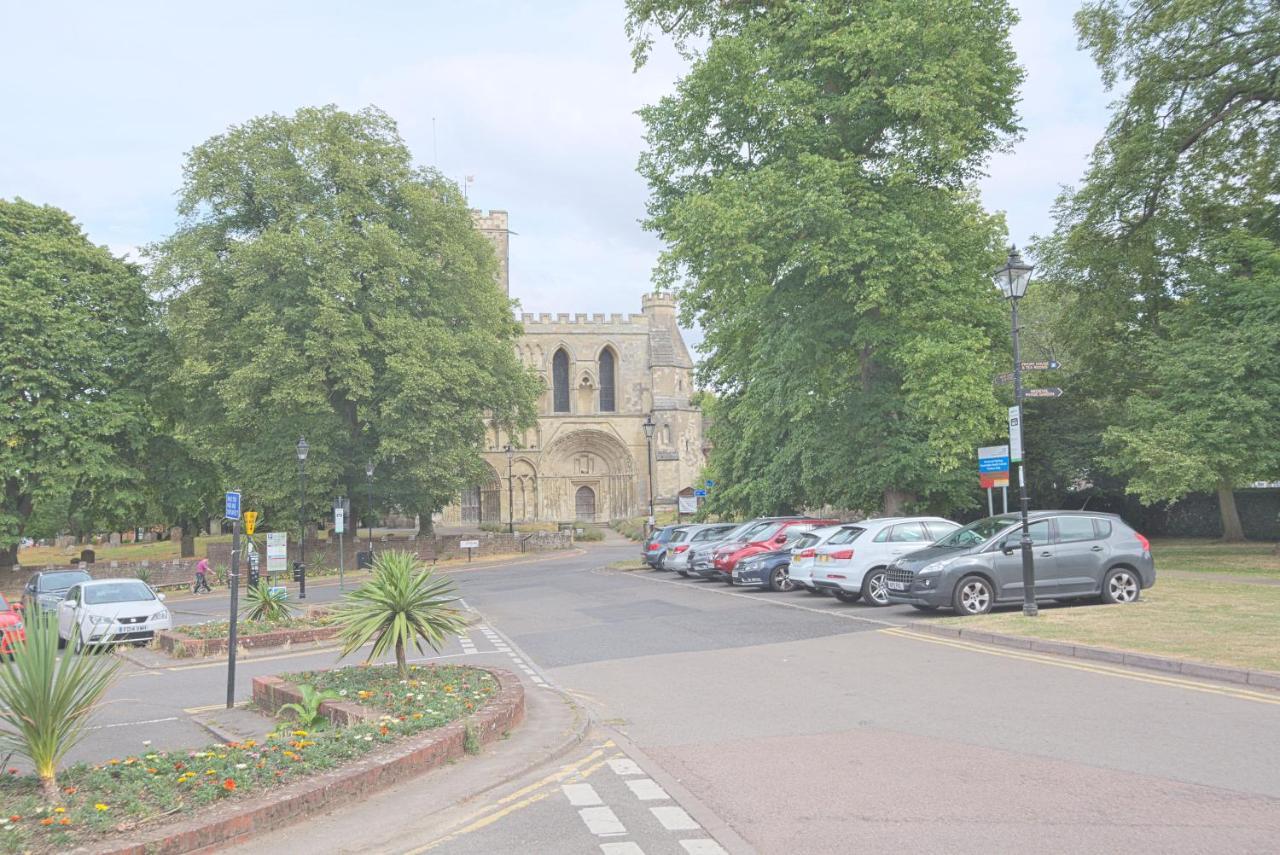 Harper Luxe Serviced Apartments Dunstable Esterno foto