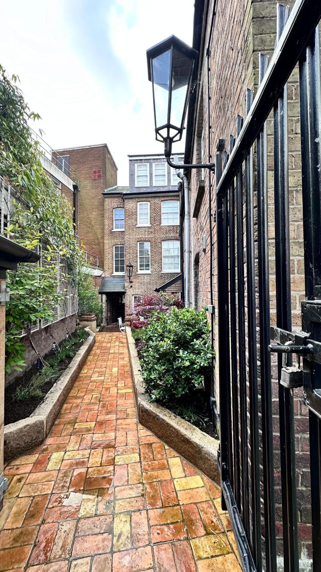 Harper Luxe Serviced Apartments Dunstable Esterno foto
