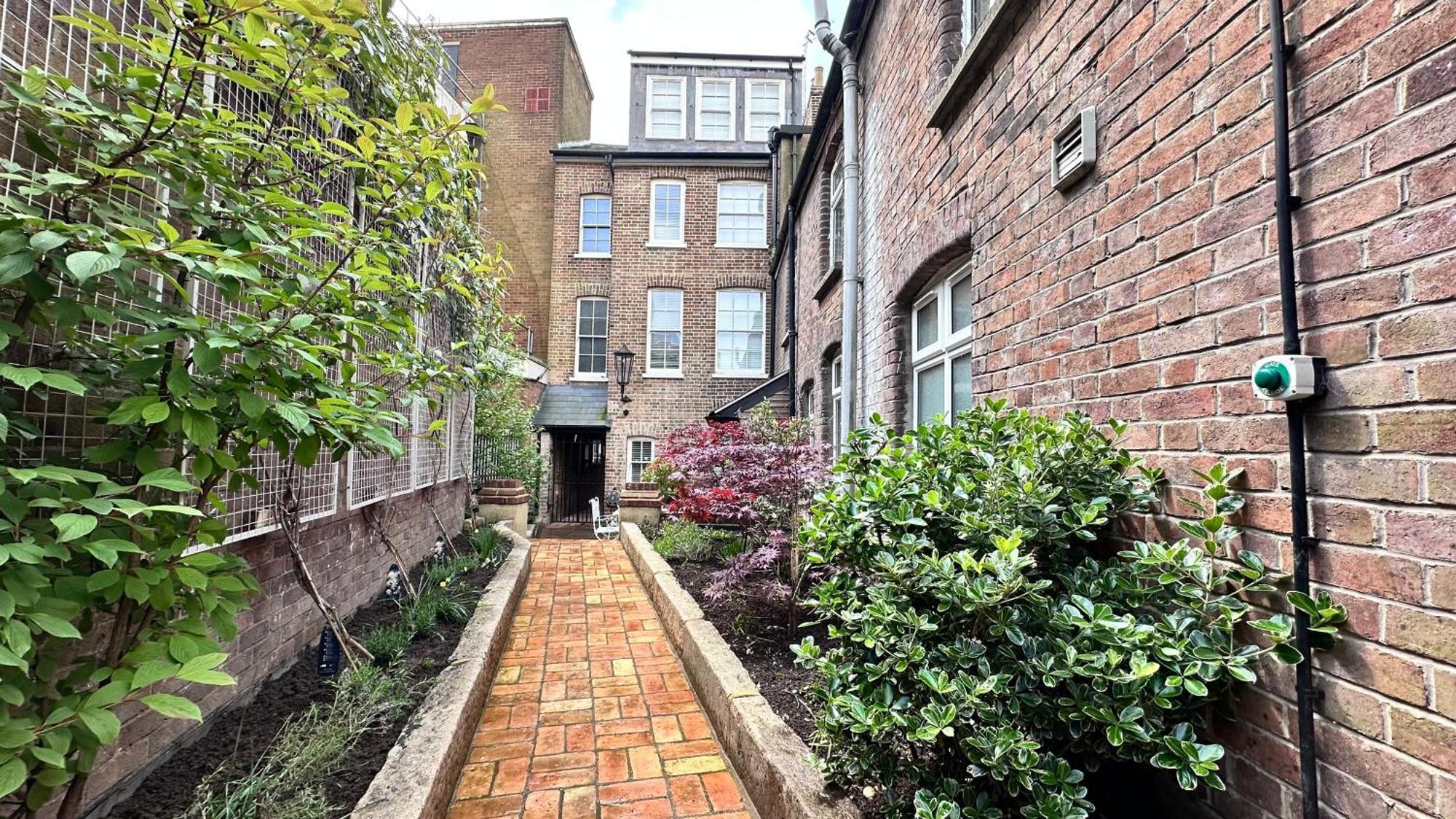 Harper Luxe Serviced Apartments Dunstable Esterno foto