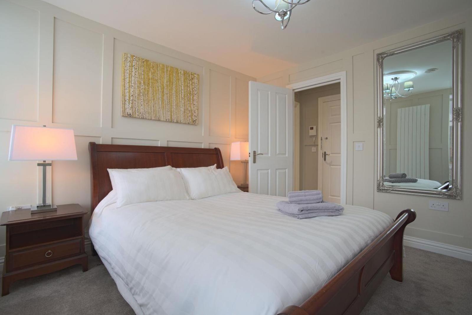 Harper Luxe Serviced Apartments Dunstable Esterno foto